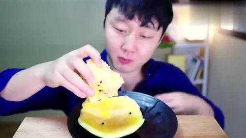 韩国人吃黄瓤瓜视频播放,黄瓤瓜的独特风味引发网友热议