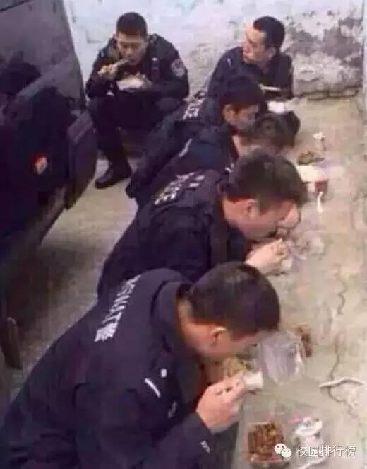 泥城警察吃瓜事件视频播放,网络热议背后的真相与反思