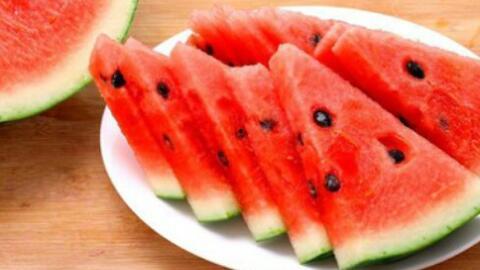 吃咸瓜的视频大全,视频大全带你领略咸瓜的独特魅力