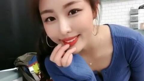 网红吃瓜美女是谁呀视频